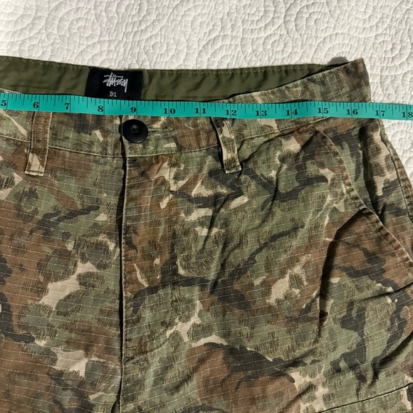 Stussy Green and Brown Cargo Shorts - Picture 7 of 11